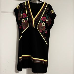 Beautiful v necked short dress